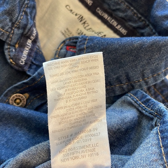 Calvin Klein Denim Button Down Shirt Size 12M EUC - Picture 11 of 11
